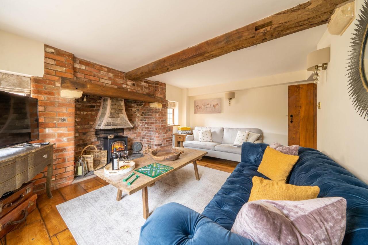 Cotswold Thatched Cottage Mickleton  Bagian luar foto