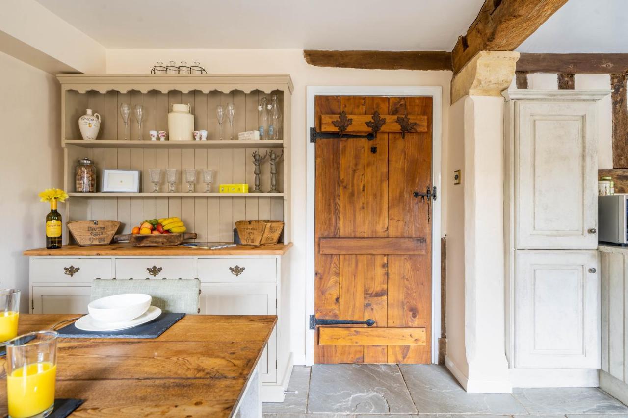 Cotswold Thatched Cottage Mickleton  Bagian luar foto